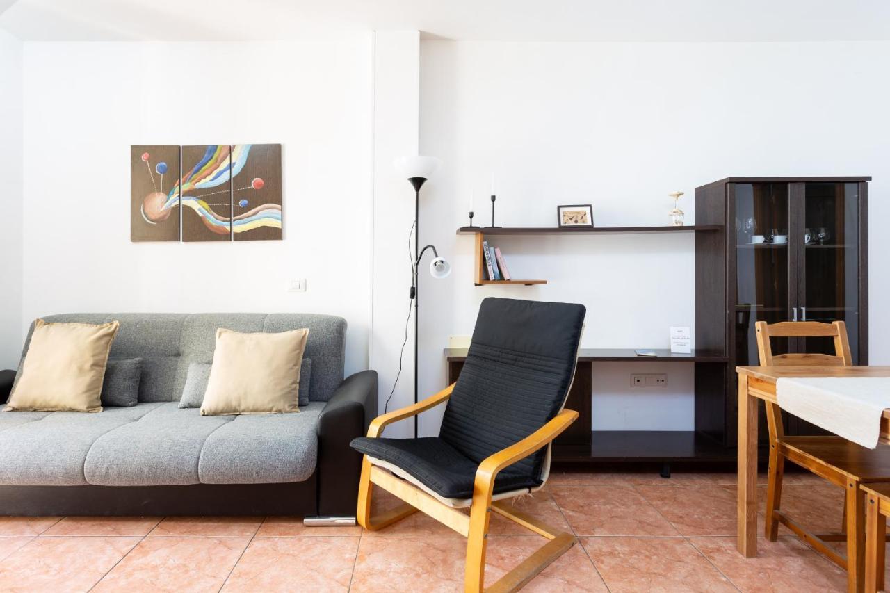 Apartamentos Ohana - Edificio Tonillo ลอส กริสเตียนอส ภายนอก รูปภาพ