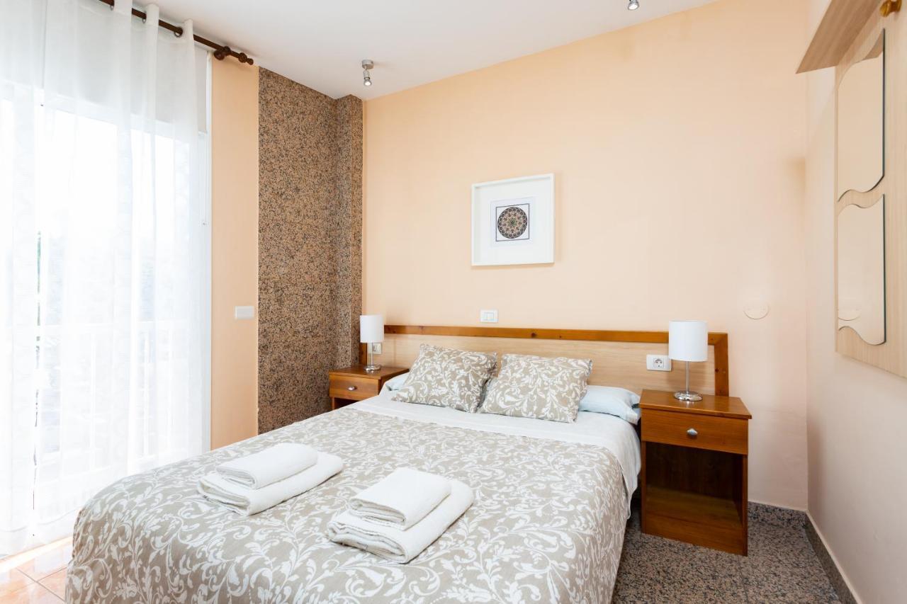 Apartamentos Ohana - Edificio Tonillo ลอส กริสเตียนอส ภายนอก รูปภาพ