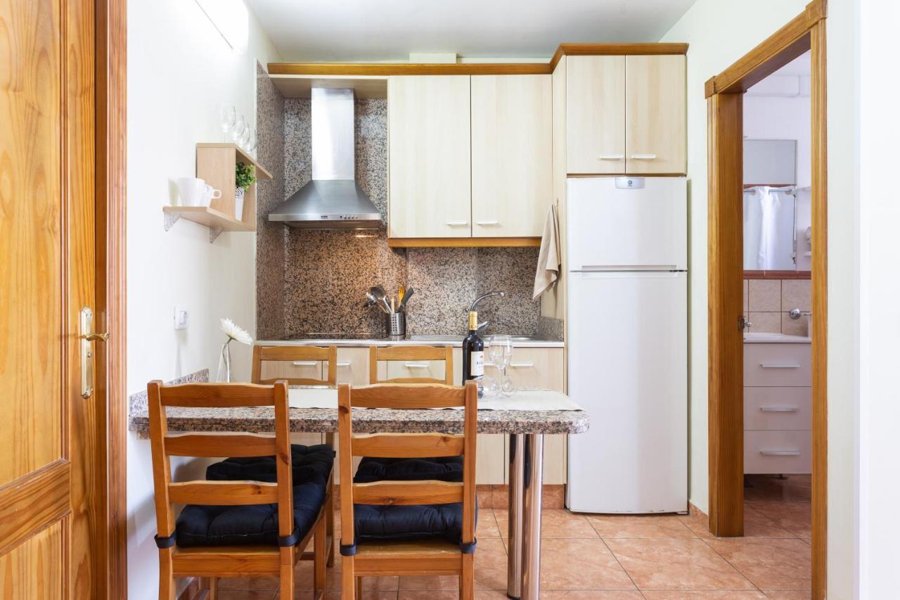 Apartamentos Ohana - Edificio Tonillo ลอส กริสเตียนอส ภายนอก รูปภาพ