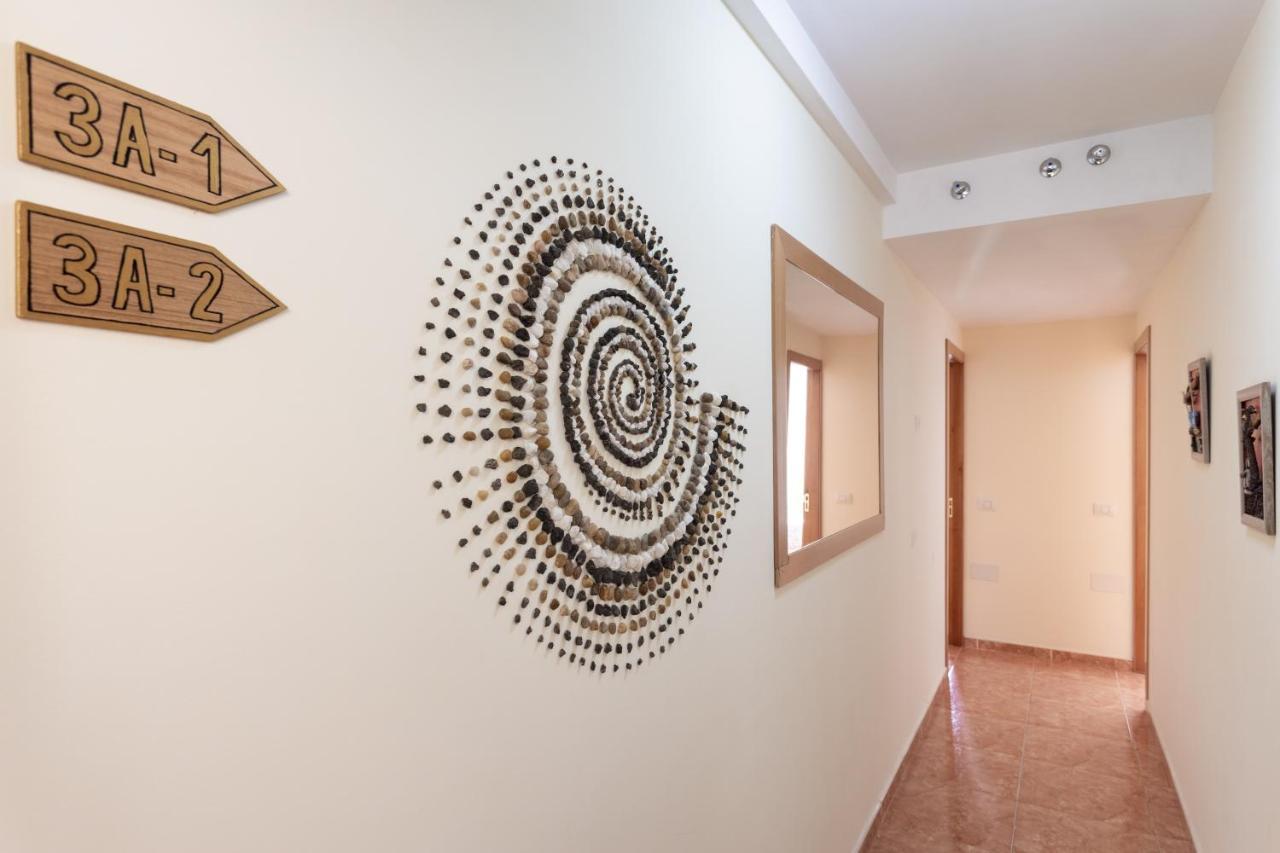 Apartamentos Ohana - Edificio Tonillo ลอส กริสเตียนอส ภายนอก รูปภาพ